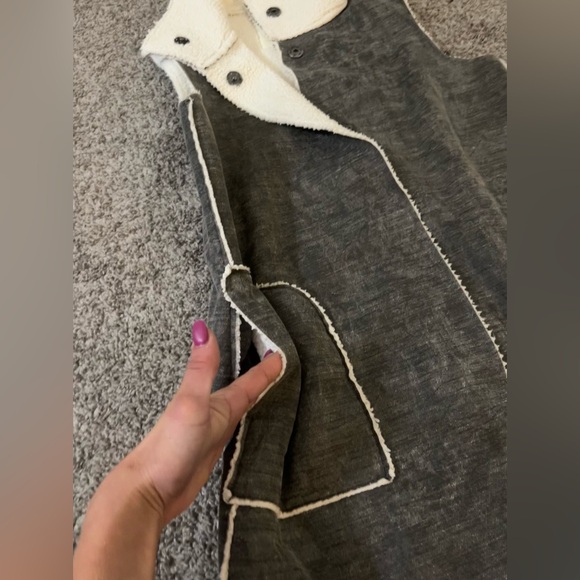 Dylan Los Angeles faux fur shearling lined long vest with pockets in dark grey. - Picture 8 of 16